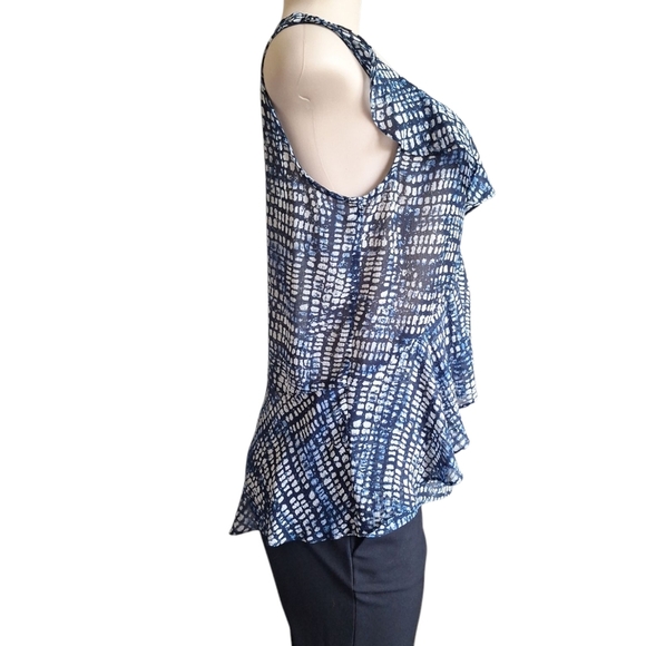 3/$20 Daisy Fuentes Sleeveless Ruffle Blouse - Size Small - Picture 2 of 4